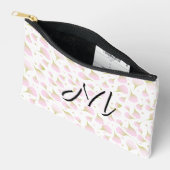 Minimalistisches Soft-Pastell-Rosa-Initial Zubehörtasche (Offen)