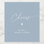 Minimalistisches staubblaues Brautparty Cheers Weinetikett (Einzelnes Label)