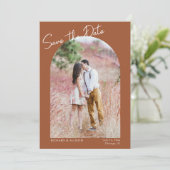 Minimalistisches Terracotta modernes Foto Save the Einladung (Stehend Vorderseite)