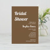 Minimalistisches und einfaches dunkelbraunes Braut Einladung (Stehend Vorderseite)