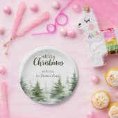 Minimalistisches Weihnachtsgebirge Evergreen Snow Pappteller (Party)