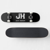 MINIMALISTISCHES WEIßES ZWEI-BUCHSTABEN-MONOGRAMM  SKATEBOARD (Horizontal)