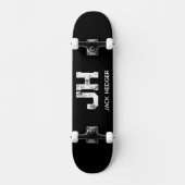 MINIMALISTISCHES WEIßES ZWEI-BUCHSTABEN-MONOGRAMM  SKATEBOARD (Vorderseite)