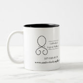 Minimalistisches Yoga-Logo 11 oz Zweitone Zweifarbige Tasse (Links)