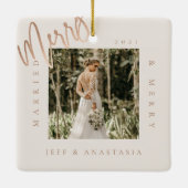 Minimum Modern Married & Merry Gold Script 2 Foto Keramikornament (Rückseite)