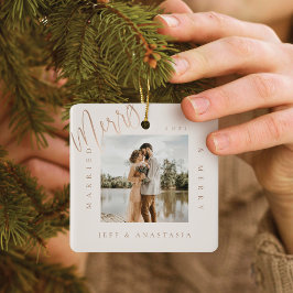 Minimum Modern Married & Merry Gold Script 2 Foto Keramikornament