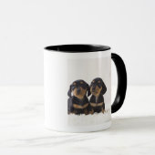 Minisitzen der Dackel-zwei Tasse (VorderseiteRechts)