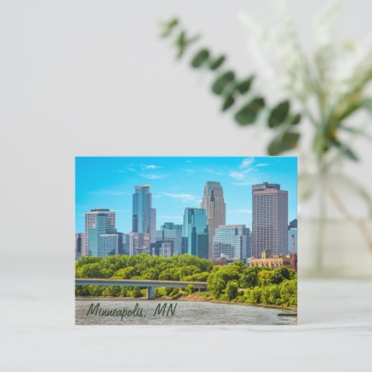 Minneapolis, MN Skyline Postkarte (Stehend Vorderseite)