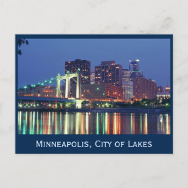 Minneapolis Skyline in der Nacht Postkarte