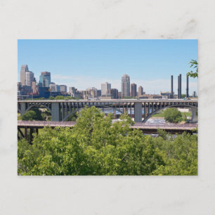 Minneapolis Skyline und Brücken Postkarte