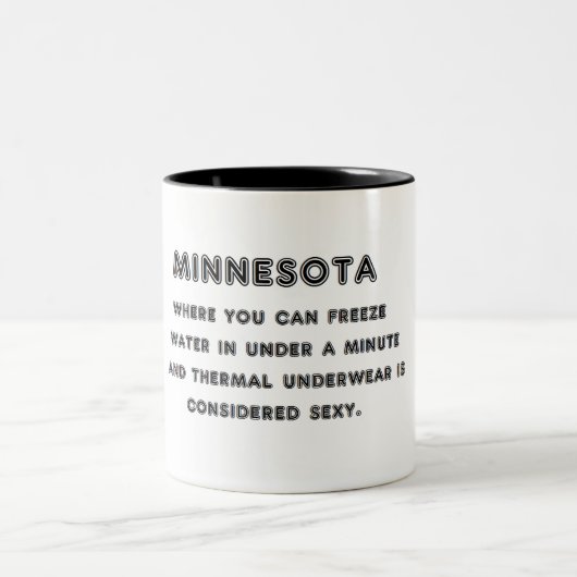 Minnesota-Frost Zweifarbige Tasse (Mittel)