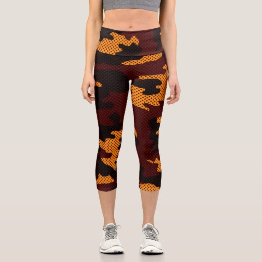 Minnesota Maroon & Gold Gopher Camo Printed Capri Leggings (Vorderseite)