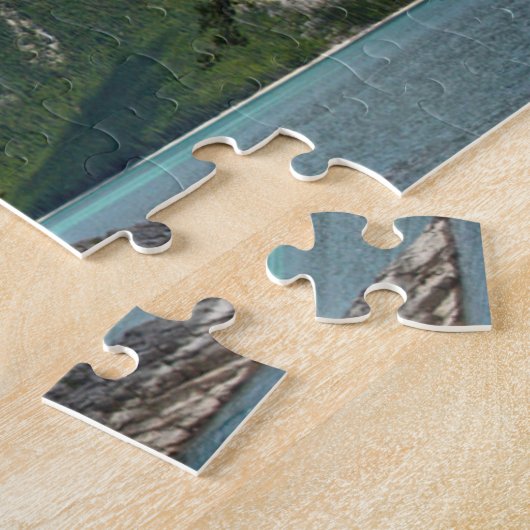 Minnewanka See Kanada. Puzzle (Seite)