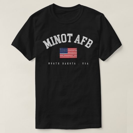 Minot AFB ND Retro American Flag USA City Name T-Shirt (Design vorne)