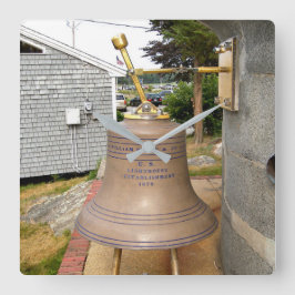 Minots Ledge Lighthouse Fog Bell Square Wall Clock Quadratische Wanduhr