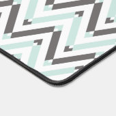 Mint Blue Grey White Geometric Zickzack Pattern Schreibtischunterlage (Ecke)