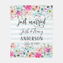 Mint Blume Just Married Ankündigung Fleecedecke