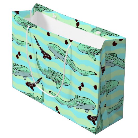 Mint Chocolate Chip Zebra Sharks Große Geschenktüte (Vorderseite Schrägansicht)