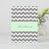 Mint Gray Zickzack Bat Mitzvah Einladungen (Stehend Vorderseite)