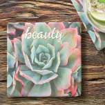 Mint Green Cactus Succulent Foto Beauty Script Steinuntersetzer<br><div class="desc">Kakteen gedeihen unter den härtesten Wüstenbedingungen. Traum von sonnigen Tagen und die friedliche Atmosphäre eines Sommergarten, wann immer Sie mit Ihrem Lieblingsgetränk entspannen mit diesem atemberaubenden Untersetzer aus fotografischem Stein mit rosa geknippten, minzgrünen Kakteen. Macht ein großartiges Geschenk für die Hauswärmung! Sie können leicht personalisieren diesen Stein Untersetzer plus ich...</div>