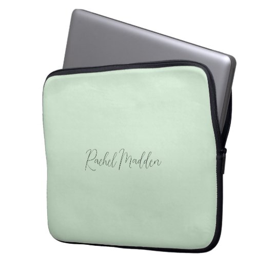 Mint Green Feminine Minimalistisch Script Individu Laptopschutzhülle (Vorderseite Links)