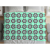 Mint green geometric mandala pattern  fleecedecke