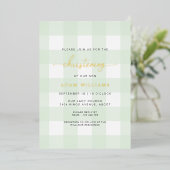 Mint Green Gingham Christening Foil Einladung (Stehend vorne)