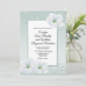 Mint Green Glitzer und Blume Einladung Hochzeit (Stehend Vorderseite)