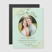 Mint Green & Gold Wedding Save the Date Oval Photo Magneteinladung (Vorne/Hinten)