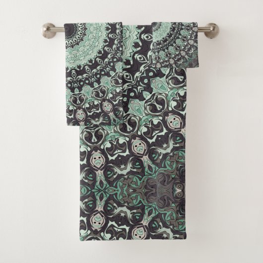 Mint Green und Charcoal Mandala Muster Badhandtuch Set (Insitu)