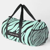 Mint Green Zebra Stripes Muster Duffle Bag (Rechte Ecke)