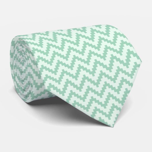 Mint-grüne Töne Ikat Geometric Zigzag Muster Krawatte (Gerollt)