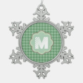 Mint Herringbone Schneeflocken Zinn-Ornament (Vorderseite)