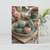 Mint & Macarons | Pariser Chic Einladung (Stehend Vorderseite)