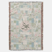 Mint Patchwork Monogramm Decke (Vorderseite Vertikal)