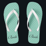 Mint Polka Punkte Muster Hochzeitsbride Flip Flops Badesandalen<br><div class="desc">Mint grüne Polka dots Muster Name monogramm Hochzeitsflip Flops. Benutzerdefinierte Farbe für ihn und sie / Männer und Frauen. Benutzerdefinierte Hintergrundfarbe und personalisierte Namensinitialen. Moderne trendige Polkadotted Design Sandalen. Niedliches Gastgeschenk zum Thema Hochzeit, Hochzeit, Brautparty, Verlobung, Geburtstag, Grillen, Bachelorette, Mädchenwochenende usw. Die Streifen bedrucken Flipflops mit stilvollen mit Monogramm Buchstaben....</div>
