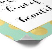 Mint und Gold Glitz Punkte sind schön Poster (Ecke)