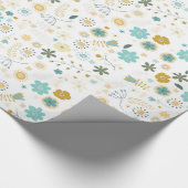 Minz Blue Yellow Chic Floral Geburtstag Geschenkpapier (Ecke)