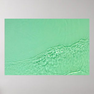 Minzblau gefärbte klare Wasseroberflächentextur mi Poster