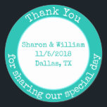 Minze Aufkleber für grüne Gastgeschenk Hochzeit<br><div class="desc">Minzgrün-weiße Aufkleber mit Gastgeschenk Hochzeit,  mit benutzerdefiniertem Text,  der um den äußeren Rand und in der Mitte verläuft. Personalisieren Sie alle Textfelder für Ihre Hochzeit.</div>