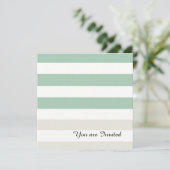 Minze, bleiche und weiße Streifen zum Geburtstag Einladung (Stehend Vorderseite)