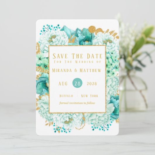 Minze Florals und Gold Foliage speichern die Datum Einladung (Stehend Vorderseite)