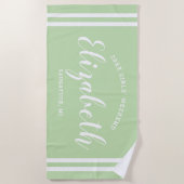 Minze Green Girls Weekend Personalisierter Name Strandtuch (Vorderseite)