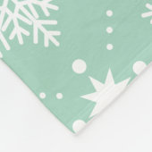 Minze grüne weiße Schneeflocken Weihnachtsmuster Fleecedecke (Ecke)