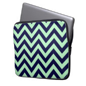Minze, Navy Blue Large Zickzack ZigZag Muster Laptopschutzhülle (Vorderseite Links)