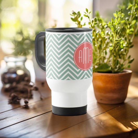 Minze und Coral Chevrons Custom Monogram Reisebecher