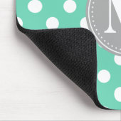 Minze und weiße Polka Dots Grau Monogramm Mousepad (Ecke)
