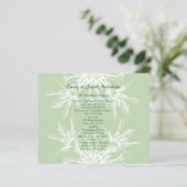 Minze und weißes florales Hochzeitsprogramm (Stehend Vorderseite)