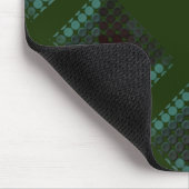 Minzeknopf oder Grube auf Waldgrün, Formen Mousepad (Ecke)