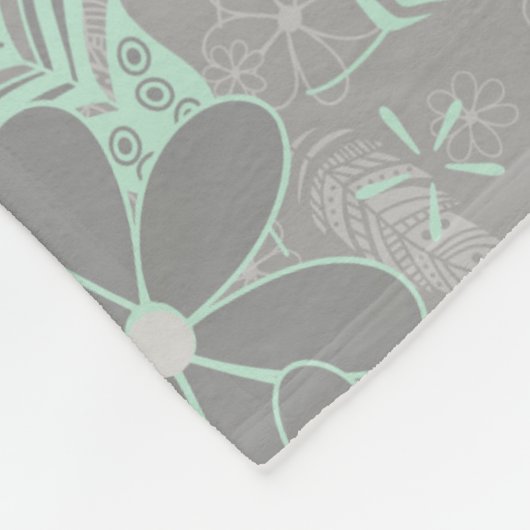 minzgraues boho-Blumenfedern-Muster mit Monogramm Fleecedecke (Ecke)